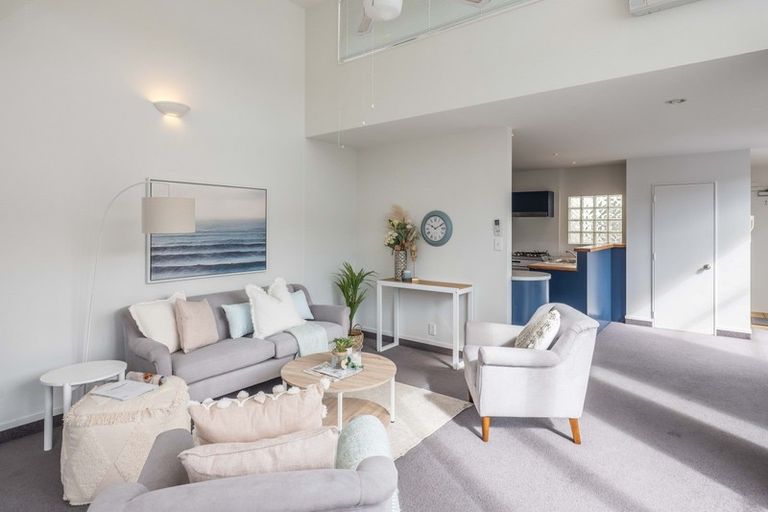 Photo of property in Anderson Apartments, 11/248 Willis Street, Te Aro, Wellington, 6011