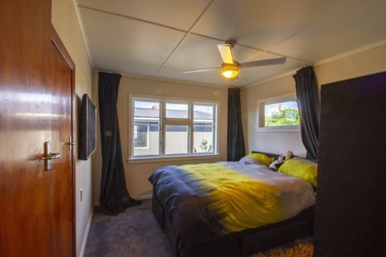 Photo of property in 15 Puketapu Road, Taradale, Napier, 4112