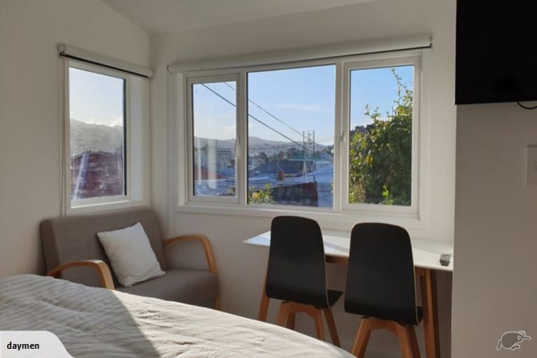 Photo of property in 122a Constable Street, Newtown, Wellington, 6021