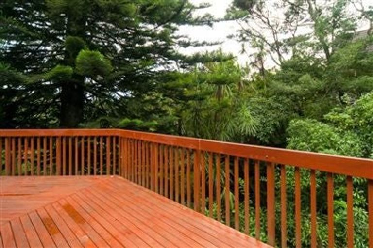 Photo of property in 21b Archers Road, Hillcrest, Auckland, 0629
