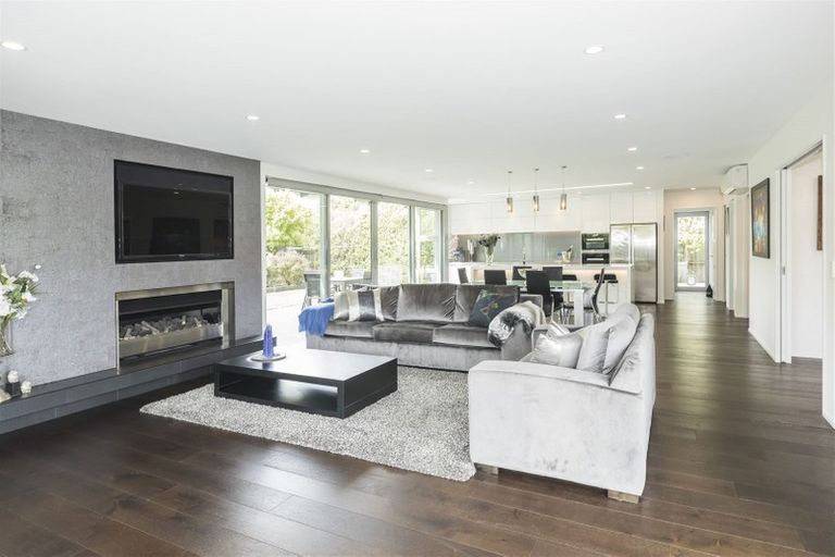 Photo of property in 12 Carnaby Close, St Albans, Christchurch, 8052