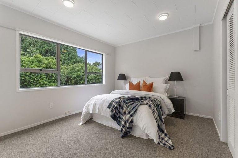Photo of property in 82a Beach Road, Mellons Bay, Auckland, 2014