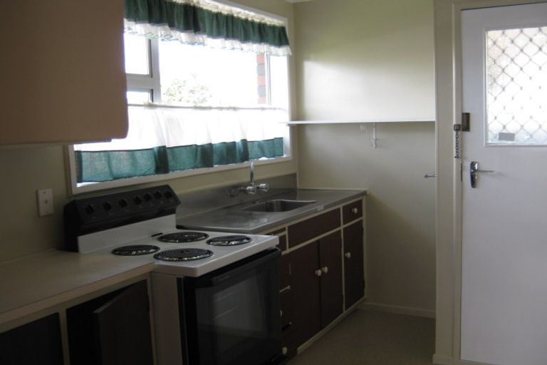 Photo of property in 1/132 Heretaunga Street, Palmerston North, 4414
