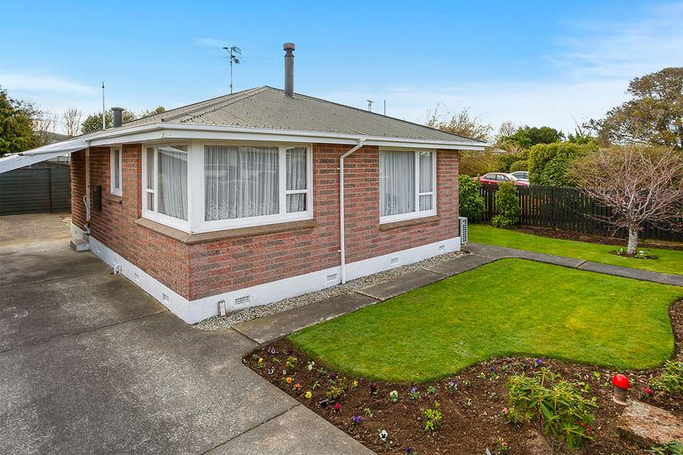 Photo of property in 56 Highfield Terrace, Newfield, Invercargill, 9812
