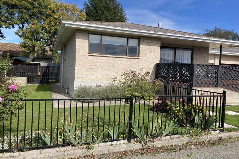 Photo of property in 11 Browns Avenue, Waimate, 7924