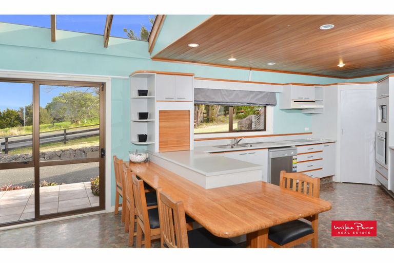 Photo of property in 100 Te Rongo Road, Parua Bay, Whangarei, 0174