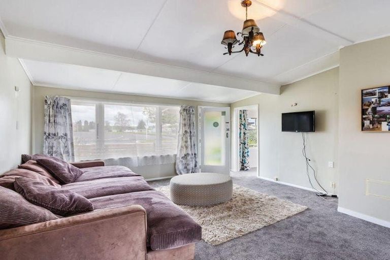 Photo of property in 52 Rangatira Drive, Mangakino, 3421