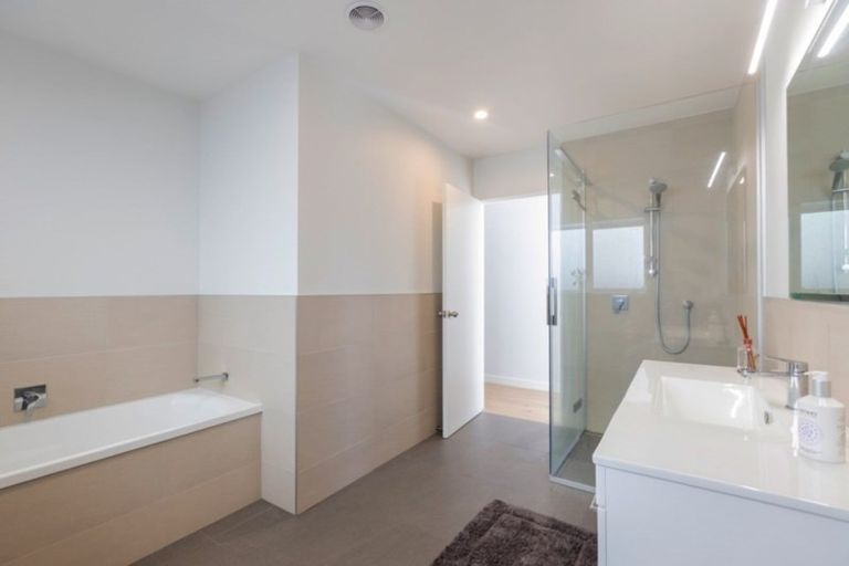 Photo of property in 19 Ariel Place, Snells Beach, 0920