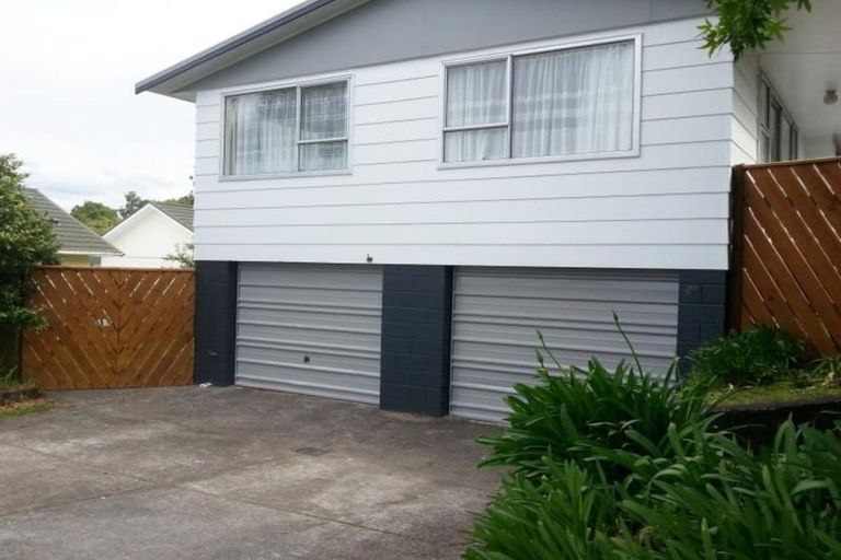Photo of property in 93 Riversdale Drive, Merrilands, New Plymouth, 4312