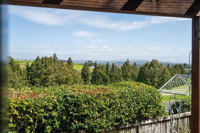 Photo of property in 2 Summerhaven Place, Ohauiti, Tauranga, 3112