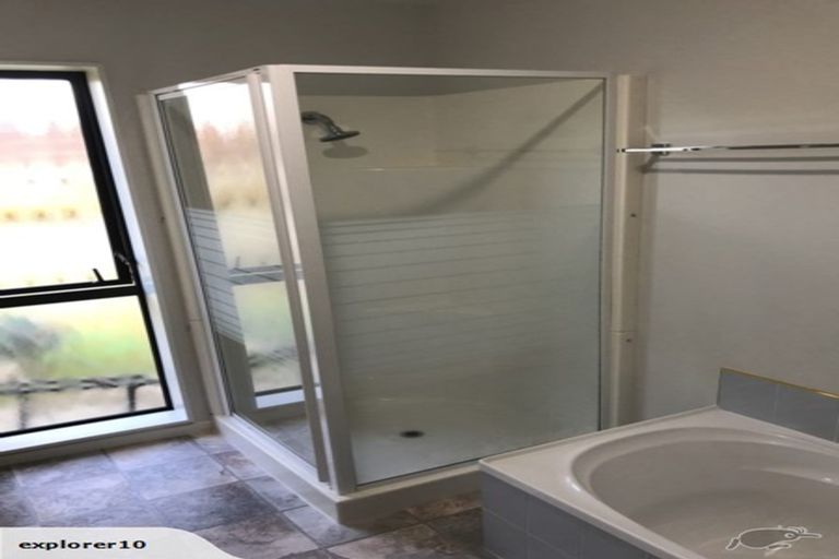 Photo of property in 12 Scandia Court, Hokowhitu, Palmerston North, 4410