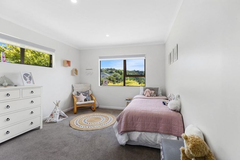 Photo of property in 11 Eclipse Lane, Whitby, Porirua, 5024