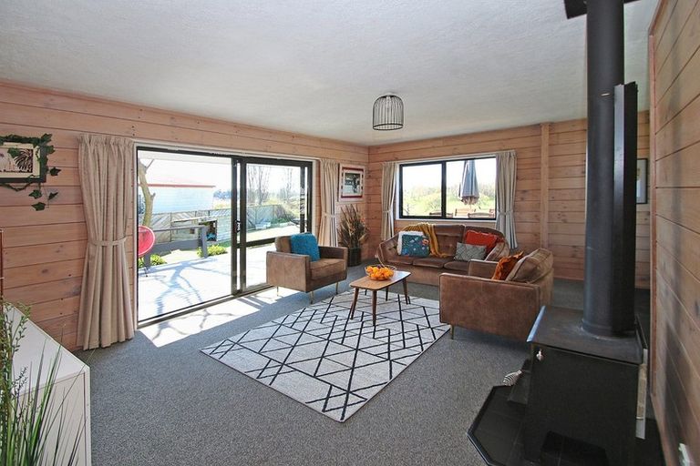 Photo of property in 43 Waterford Road, Fitzroy, Hamilton, 3206