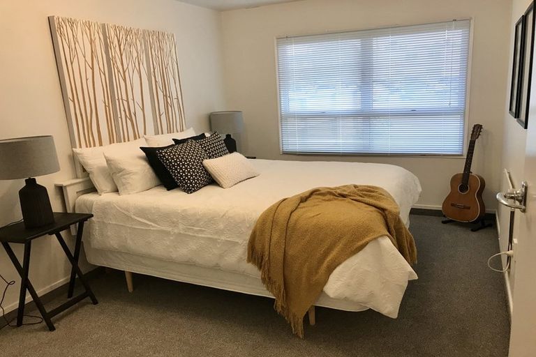 Photo of property in 1/8 Lee Road, Taradale, Napier, 4112