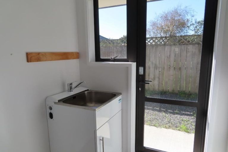 Photo of property in 2/270 Oxford Terrace, Avalon, Lower Hutt, 5011