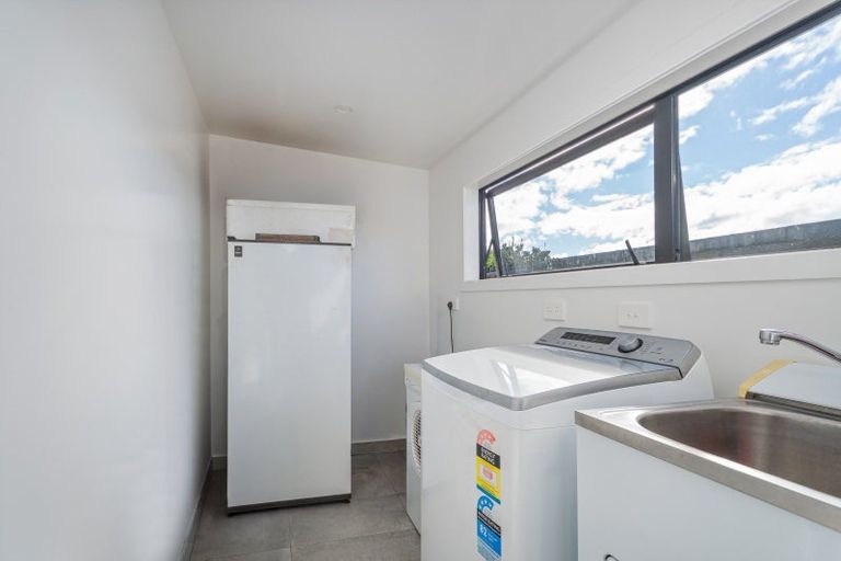 Photo of property in 15 Moewai Park Road, Whitianga, 3510