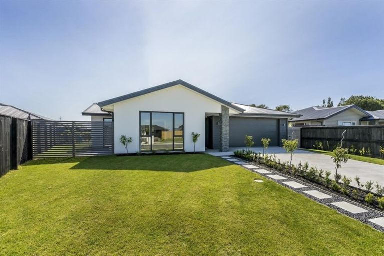 Photo of property in 130 Sutherland Drive, Kaiapoi, 7630