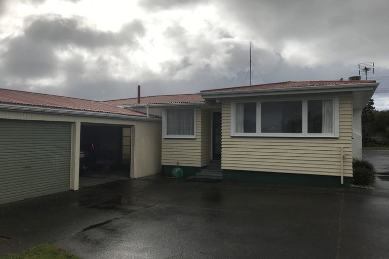 Photo of property in 118 Helvetia Road, Pukekohe, 2120