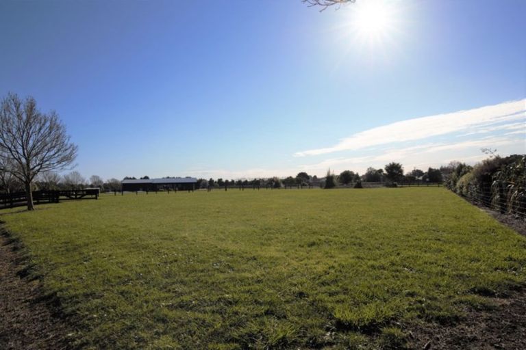 Photo of property in 12 Ivy Lane, Ohau, Levin, 5570