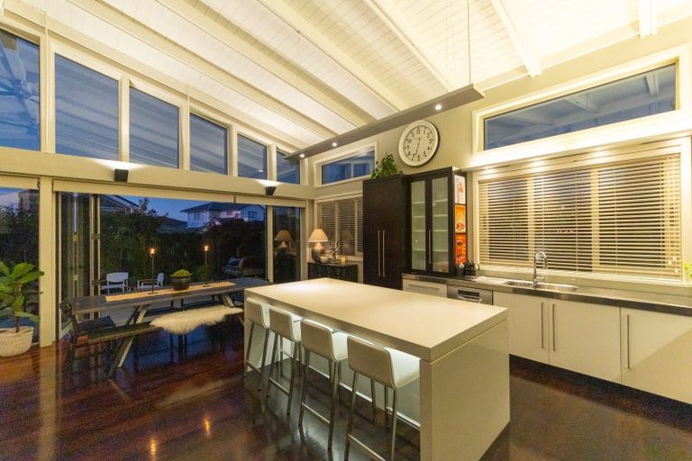 Photo of property in 12 Ihaka Street, Hokowhitu, Palmerston North, 4410