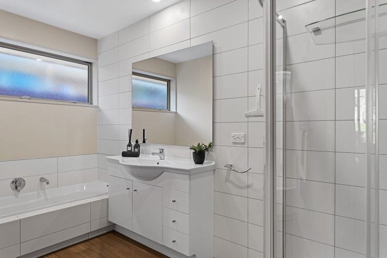 Photo of property in 2a Pukeuri Lane, Hillsborough, Christchurch, 8022