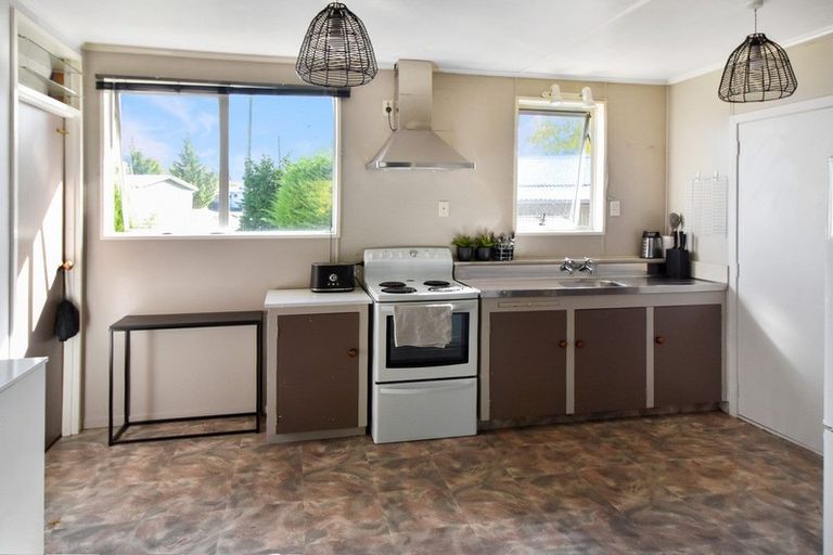 Photo of property in 39 Pukaki Place, Twizel, 7901