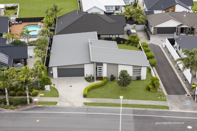 Photo of property in 116 Palm Springs Boulevard, Papamoa Beach, Papamoa, 3118