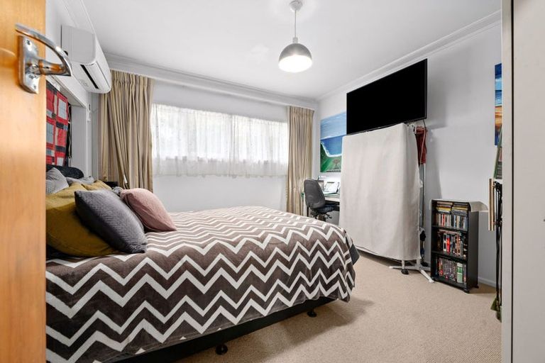 Photo of property in 5 Banbury Crescent, Fairfield, Hamilton, 3214