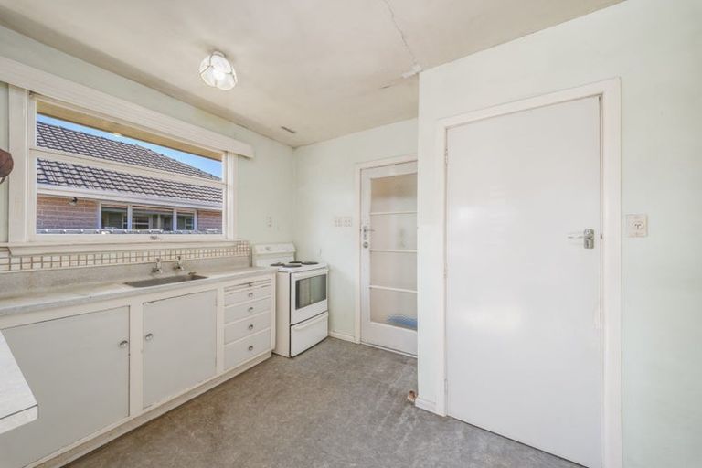 Photo of property in 25 Cranbrook Avenue, Burnside, Christchurch, 8053
