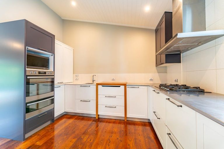 Photo of property in 2 Templer Street, Geraldine, 7930