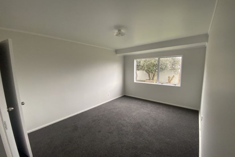 Photo of property in 15 Christmas Road, Manurewa, Auckland, 2102