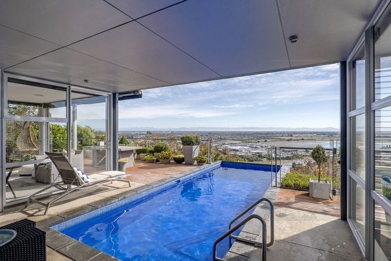 Photo of property in 12a Valley View, Mount Pleasant, Christchurch, 8081