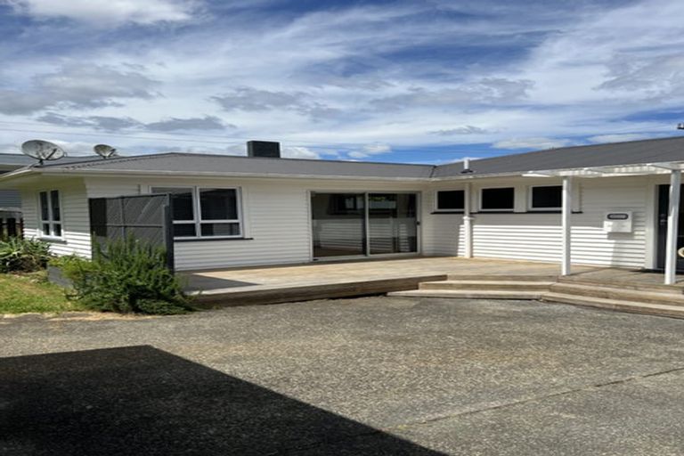 Photo of property in 25 Carr Street, Te Kamo, Whangarei, 0112