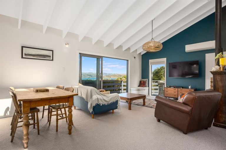 Photo of property in 22 Gordon Road, Plimmerton, Porirua, 5026