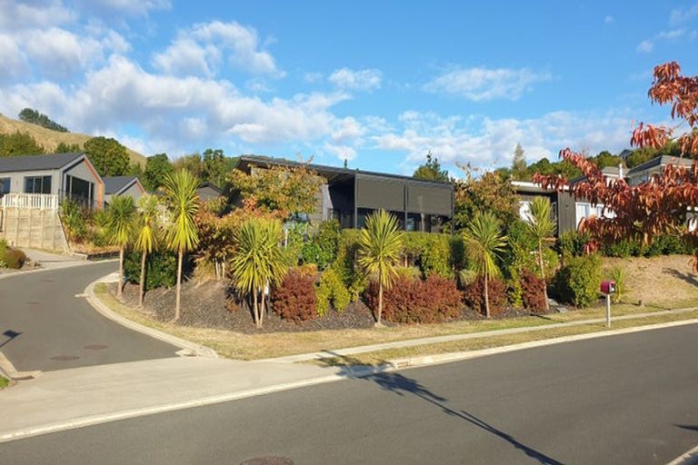 Photo of property in 43 Kittyhawk Drive, Kinloch, Taupo, 3377