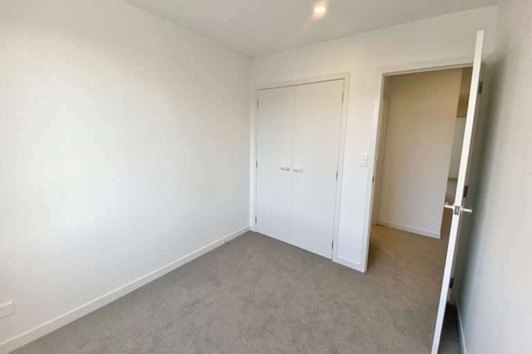 Photo of property in 36 Walter Merton Road, Hobsonville, Auckland, 0616