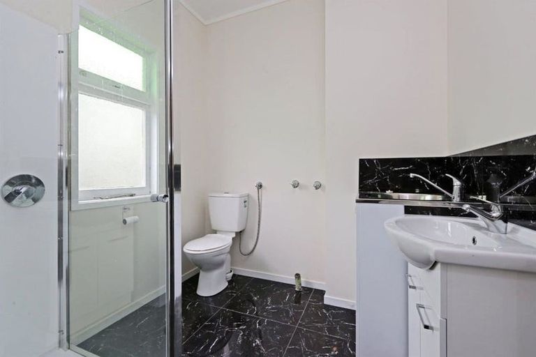 Photo of property in 512 Eastbourne Street East, Hastings, 4122