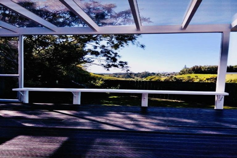 Photo of property in 24a Saint Ives Grove, Whalers Gate, New Plymouth, 4310