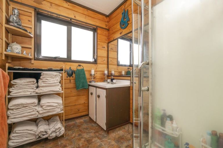 Photo of property in 29 Robinson Road, Whitianga, 3510