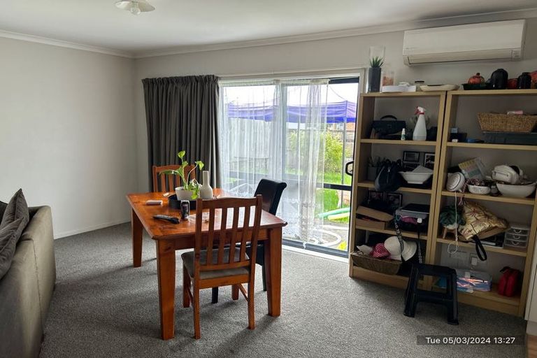 Photo of property in 50 Kayes Road, Pukekohe, 2120