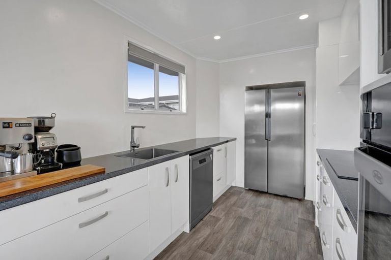Photo of property in 12a Oleander Place, Bell Block, New Plymouth, 4312
