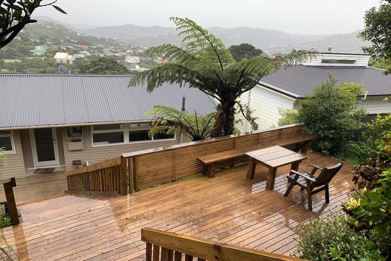 Photo of property in 52-52a Croydon Street, Karori, Wellington, 6012