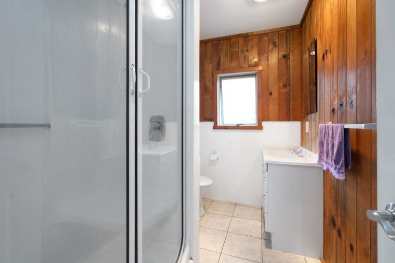 Photo of property in 18 Waro Drive, Hikurangi, 0114