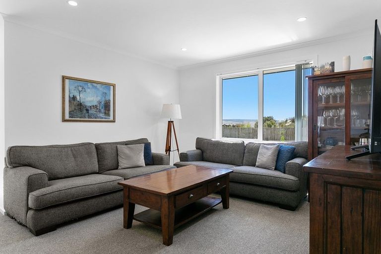 Photo of property in 10 Kara Place, Wharewaka, Taupo, 3330