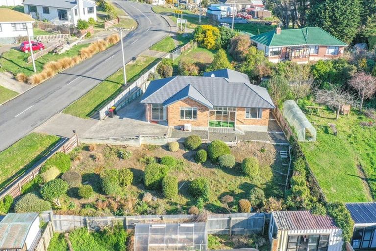 Photo of property in 75 Bandon Street, Bluff, 9814