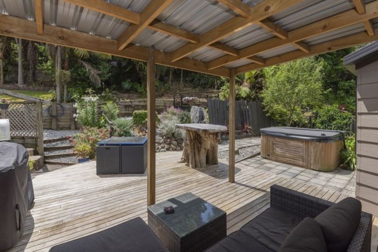 Photo of property in 10 Granfield Place, Te Kamo, Whangarei, 0112