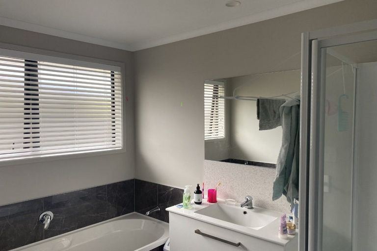 Photo of property in 14 Raby Lane, Pyes Pa, Tauranga, 3112