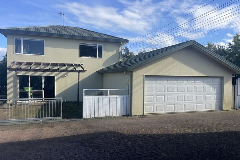 Photo of property in 1/227 Sunset Road, Sunnynook, Auckland, 0632