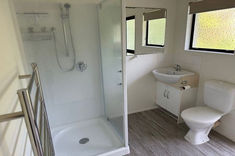 Photo of property in 111 Stott Avenue, Birkdale, Auckland, 0626