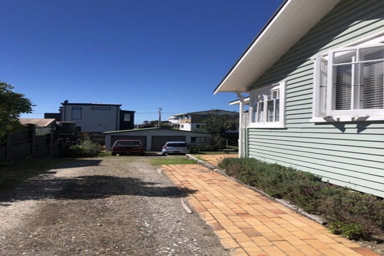 Photo of property in 1277 Papamoa Beach Road, Papamoa Beach, Papamoa, 3118